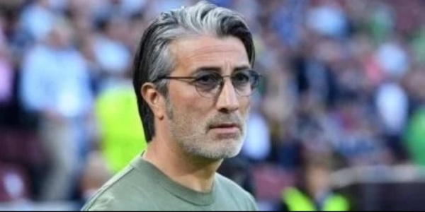 بعد انتقاده لحسام حسن مدرب سويسرا يهاجم حكم مباراة الأرجنتين بسبب واقعة طرد لاعبه بعد انتقاده لحسام حسن مدرب سويسرا يهاجم حكم مباراة الأرجنتين بسبب واقعة طرد لاعبه