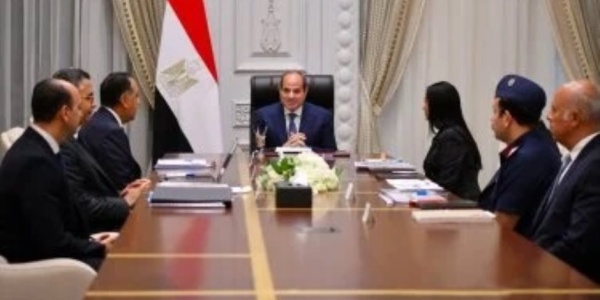 الرئيس السيسى يتابع مستجدات وتطورات منظومة بطاقات التموين ورغيف الخبز المدعم