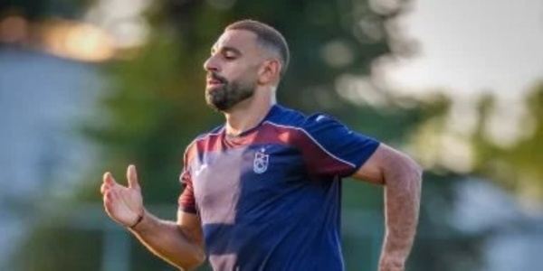 كلوب يدعم محمد صلاح احترموا قراره وأثق في قدرته على كتابة تاريخ جديد مع طرابزون سبور كلوب يدعم محمد صلاح احترموا قراره وأثق في قدرته على كتابة تاريخ جديد مع طرابزون سبور