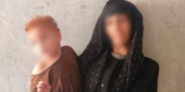 ضبط سيدة بالجيزة لاستغلال نجلها في التسول والتعدي عليه بالضرب ضبط سيدة بالجيزة لاستغلال نجلها في التسول والتعدي عليه بالضرب