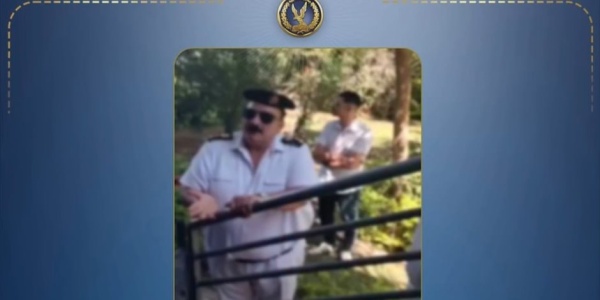 الداخلية تكشف حقيقة ادعاء سيدة حضور مسؤولين بجهاز مدينة بدر لإزالة الأشجار التي زرعتها الداخلية تكشف حقيقة ادعاء سيدة حضور مسؤولين بجهاز مدينة بدر لإزالة الأشجار التي زرعتها