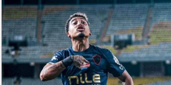 الزمالك يعلن رحيل بيزيرا غدا 3 ملايين دولار كاش ومليونا دولار على 12 شهرا الزمالك يعلن رحيل بيزيرا غدا 3 ملايين دولار كاش ومليونا دولار على 12 شهرا