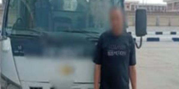 الداخلية تضبط سائق ا بالقليوبية لسيره بحمولة زائدة دون إحكام ربطها وتغطيتها الداخلية تضبط سائق ا بالقليوبية لسيره بحمولة زائدة دون إحكام ربطها وتغطيتها