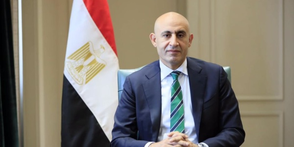 وزير التعليم تطبيق عقوبة الفصل لمدة عام للطالب الذي يستخدم أداة تصوير للمعلم داخل المدرسة تفاصيل وزير التعليم تطبيق عقوبة الفصل لمدة عام للطالب الذي يستخدم أداة تصوير للمعلم داخل المدرسة تفاصيل