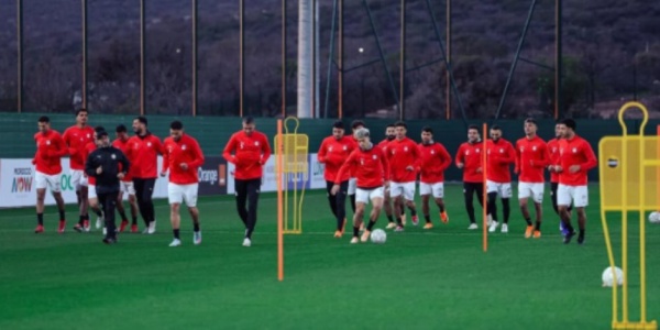 قناة مفتوحة تنقل مباراة مصر وأنجولا الليلة في تصفيات أفريقيا