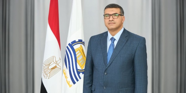 متغسلش من 300 سنة المحافظ يعلق على نظافة حوض بمستشفى قنا العام فيديو متغسلش من 300 سنة المحافظ يعلق على نظافة حوض بمستشفى قنا العام فيديو