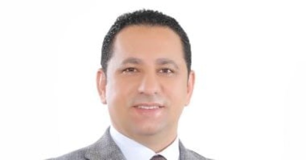 النائب حسام خليل تعميم مشروع التأمين الصحى الشامل يحد من هجرة الأطباء النائب حسام خليل تعميم مشروع التأمين الصحى الشامل يحد من هجرة الأطباء