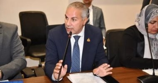 برلمانى قرار الرئيس السيسى بزيادة المعاشات يترجم الانحياز للمواطن