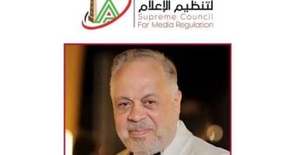 يحافظ على مكانة الفنان الأعلى للإعلام يتلقى خطاب إشادة من المهن التمثيلية يحافظ على مكانة الفنان الأعلى للإعلام يتلقى خطاب إشادة من المهن التمثيلية