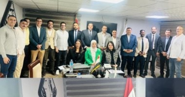 تنسيقية شباب الأحزاب والسياسيين تعقد ورشة عمل حول الخريطة الاستثمارية بالمحافظات وآليات تفعيلها تنسيقية شباب الأحزاب والسياسيين تعقد ورشة عمل حول الخريطة الاستثمارية بالمحافظات وآليات تفعيلها