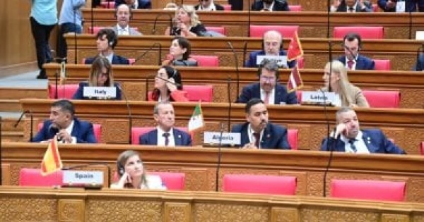 رئيس مجلس الأعيان الأردنى الذكاء الاصطناعى يتطلب تشريعات تضمن الاستخدام الآمن رئيس مجلس الأعيان الأردنى الذكاء الاصطناعى يتطلب تشريعات تضمن الاستخدام الآمن