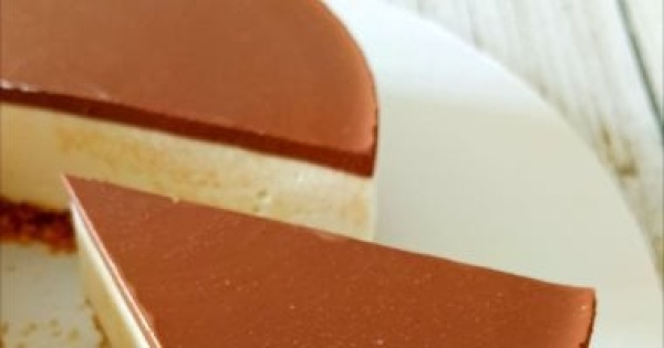 طريقة عمل تشيز كيك بارد فى 10 دقائق تحلية سهلة بدون فرن طريقة عمل تشيز كيك بارد فى 10 دقائق تحلية سهلة بدون فرن