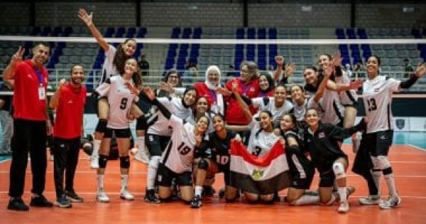 ناشئات الطائرة أمام فلسطين فى البطولة العربية ناشئات الطائرة أمام فلسطين فى البطولة العربية