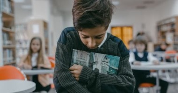 ابنك بيخاف من الزحمة فى المدرسة 7 حيل نفسية تساعده يتأقلم ابنك بيخاف من الزحمة فى المدرسة 7 حيل نفسية تساعده يتأقلم
