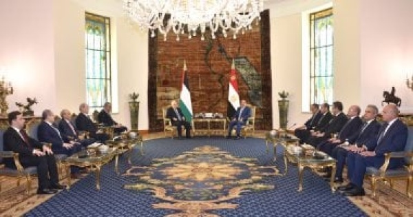 سحر صدقى زيارة محمود عباس لمصر تؤكد محورية الدور المصرى فى دعم القضية سحر صدقى زيارة محمود عباس لمصر تؤكد محورية الدور المصرى فى دعم القضية