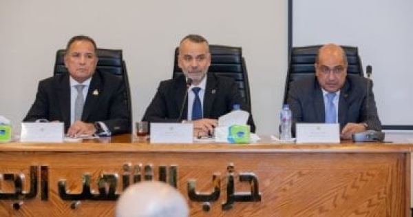 الشعب الجمهوري يعقد اجتماعا تنظيميا مع أمناء الأمانات المركزية الشعب الجمهوري يعقد اجتماعا تنظيميا مع أمناء الأمانات المركزية