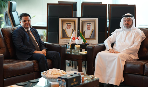 رئيس الطيران المدني يبحث مع السفير الأردني تعزيز التعاون بمجال الطيران رئيس الطيران المدني يبحث مع السفير الأردني تعزيز التعاون بمجال الطيران