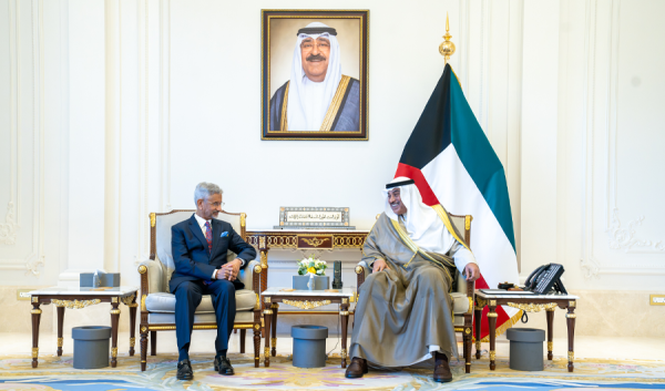 سمو ولي العهد يستقبل وزير الشؤون الخارجية الهندي بمناسبة زيارته الرسمية للبلاد سمو ولي العهد يستقبل وزير الشؤون الخارجية الهندي بمناسبة زيارته الرسمية للبلاد