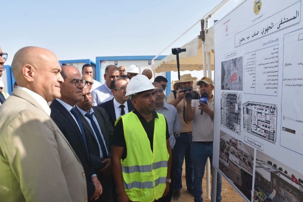 القيروان وزير التجهيز يعاين تقدم أشغال المستشفى الجهوي بحفوز ويتابع أشغال الطريق السيارة تونس جلمة