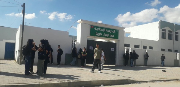 طبربة منوبة عودة مدرسية هادئة وحركية تلمذية غي رت وجه المدينة
