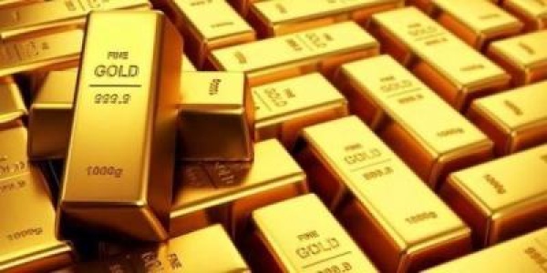 ارتفاع الذهب مع تراجع الدولار في ظل انحسار توقعات رفع الفائدة