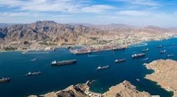 وزارة النقل عبور 408 سفن تجارية مضيق باب المندب خلال 10 أيام