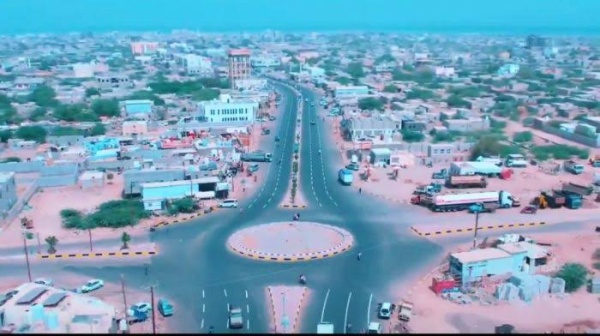وكالة الحوثيون يسيطرون على مدينة المخا الساحلية وكالة الحوثيون يسيطرون على مدينة المخا الساحلية