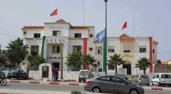 سيدي رحال الشاطئ هل تستمر شركة في استخلاص رسوم مواقف السيارات بعد انتهاء عقد الاستغلال سيدي رحال الشاطئ هل تستمر شركة في استخلاص رسوم مواقف السيارات بعد انتهاء عقد الاستغلال