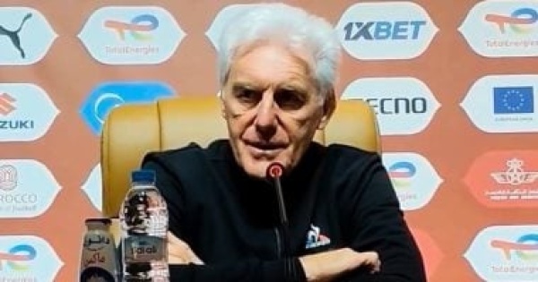 رحيل هوجو بروس عن تدريب جنوب افريقيا رسميا رحيل هوجو بروس عن تدريب جنوب افريقيا رسميا