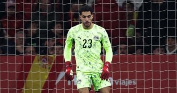 شركة تسويق تراقب مصطفى شوبير في معسكر الأهلي بإسبانيا