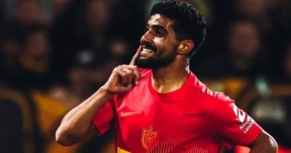 سقف الرواتب وراء تجميد الأهلي مفاوضاته مع إبراهيم عادل في الميركاتو الحالي سقف الرواتب وراء تجميد الأهلي مفاوضاته مع إبراهيم عادل في الميركاتو الحالي