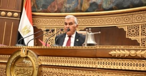 فض دور الانعقاد الأول رئيس مجلس الشيوخ يلقى كلمة الجلسة الختامية فض دور الانعقاد الأول رئيس مجلس الشيوخ يلقى كلمة الجلسة الختامية