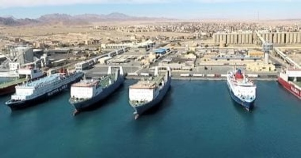 من الطرق إلى الموانئ الحكومة تعيد رسم خريطة نقل البضائع وتستهدف 80 بحلول 2030 من الطرق إلى الموانئ الحكومة تعيد رسم خريطة نقل البضائع وتستهدف 80 بحلول 2030