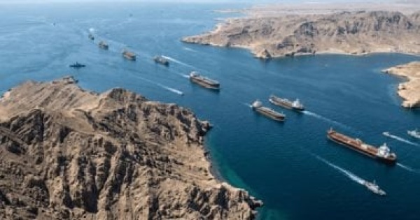 خبير اقتصادي إغلاق مضيق هرمز يهدد الاقتصاد العالمى ويدفع الملايين للفقر