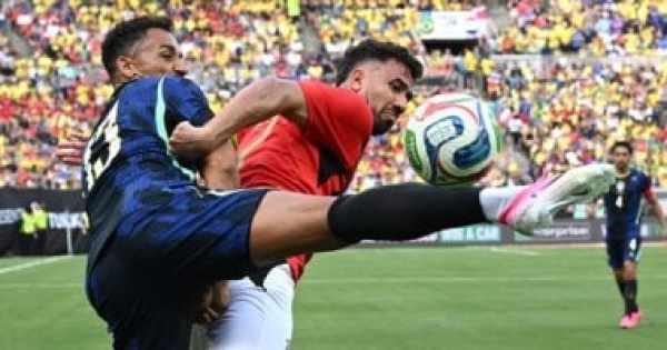 منتخب مصر يتدرب على فترتين استعداد ا لمواجهة بلجيكا بكأس العالم منتخب مصر يتدرب على فترتين استعداد ا لمواجهة بلجيكا بكأس العالم
