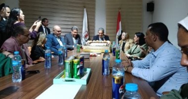 الإعلاميين تعلن إجراء أول انتخابات منذ إنشائها لاختيار مجلس جديد صور الإعلاميين تعلن إجراء أول انتخابات منذ إنشائها لاختيار مجلس جديد صور