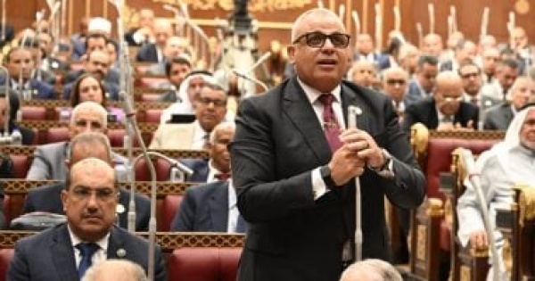 مطالب بكوتة للمرأة فى مجالس إدارات الشركات ونواب دراسة الأثر التشريعى تعزز الاستثمار مطالب بكوتة للمرأة فى مجالس إدارات الشركات ونواب دراسة الأثر التشريعى تعزز الاستثمار