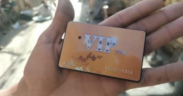 بالقانون الحبس 7 سنوات وغرامة 200 ألف جنيه عقوبة الغش وتسريب الامتحانات بالقانون الحبس 7 سنوات وغرامة 200 ألف جنيه عقوبة الغش وتسريب الامتحانات