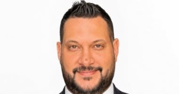 شريف عبد الحميد دعم الاستثمار لا ينفصل عن العدالة الاقتصادية وحقوق المواطن شريف عبد الحميد دعم الاستثمار لا ينفصل عن العدالة الاقتصادية وحقوق المواطن