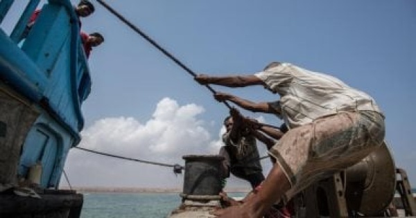 السجن المؤبد و5 ملاين جنيه لمن شرع فى جريمة تهريب البشر السجن المؤبد و5 ملاين جنيه لمن شرع فى جريمة تهريب البشر