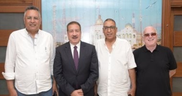 محافظ بورسعيد يلتقي نائبي رئيسي المصري وقطاع الناشئين لبحث دعم النادي محافظ بورسعيد يلتقي نائبي رئيسي المصري وقطاع الناشئين لبحث دعم النادي