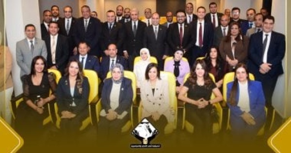 وزير السياحة في ضيافة التنسيقية لاستعراض استراتيجية تعزيز تنافسية المقصد السياحي