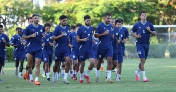أيمن الرمادي يرفع الحمل البدني للاعبي البنك الأهلي بمعسكر برج العرب أيمن الرمادي يرفع الحمل البدني للاعبي البنك الأهلي بمعسكر برج العرب