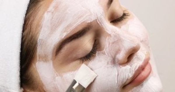 استخدام كريم تسلخات الأطفال للوجه تريند تجميل جديد يثير الجدل