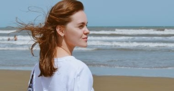 يلا ساحل 7 قطع أساسية لإطلالة كاجوال أنيقة فى المصيف يلا ساحل 7 قطع أساسية لإطلالة كاجوال أنيقة فى المصيف