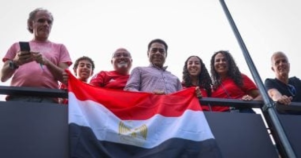 الجالية المصرية في إسبانيا تساند الأهلي أمام يوروبا صور