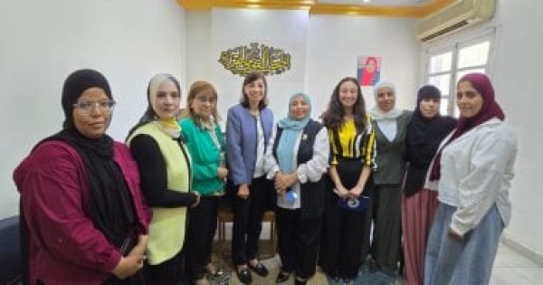 المدير التنفيذى لـ صندوق ضحايا الإتجار بالبشر تبحث تعزيز الحماية بالإسماعيلية المدير التنفيذى لـ صندوق ضحايا الإتجار بالبشر تبحث تعزيز الحماية بالإسماعيلية