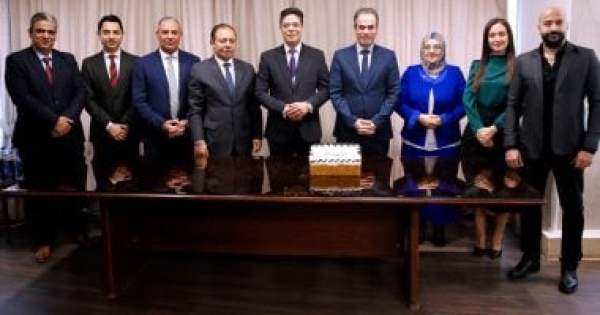 الوطنية للإعلام تكرم فريق برنامج الاقتصاد 24 في ذكرى إطلاقه الأولى الوطنية للإعلام تكرم فريق برنامج الاقتصاد 24 في ذكرى إطلاقه الأولى