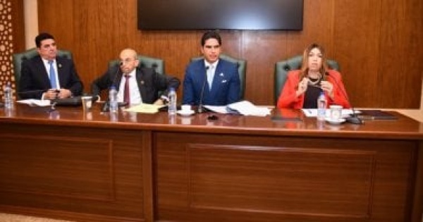 برئاسة أحمد أبو هشيمة اقتصادية الشيوخ تبدأ مناقشة دراسته حول توظيف الذكاء الاصطناعي في إدارة الاقتصاد والمالية العامة بمصر