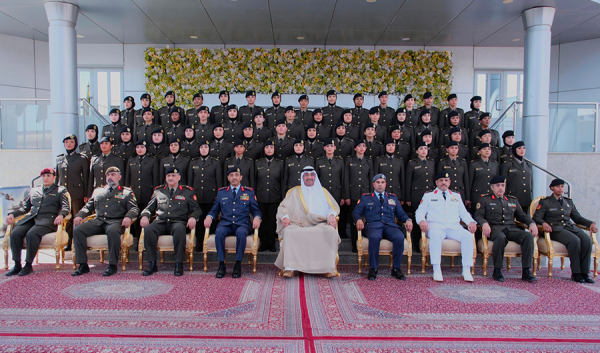 الدفعة الأولى من العنصر النسائي الجامعيات في الجيش تؤدي القسم القانوني الدفعة الأولى من العنصر النسائي الجامعيات في الجيش تؤدي القسم القانوني